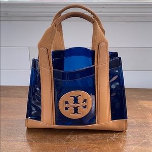 Tory Burch hand bag. Vinyl/leather material.